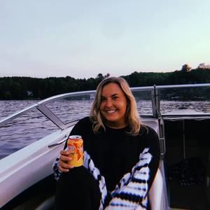 Meet your Posher, Taylor